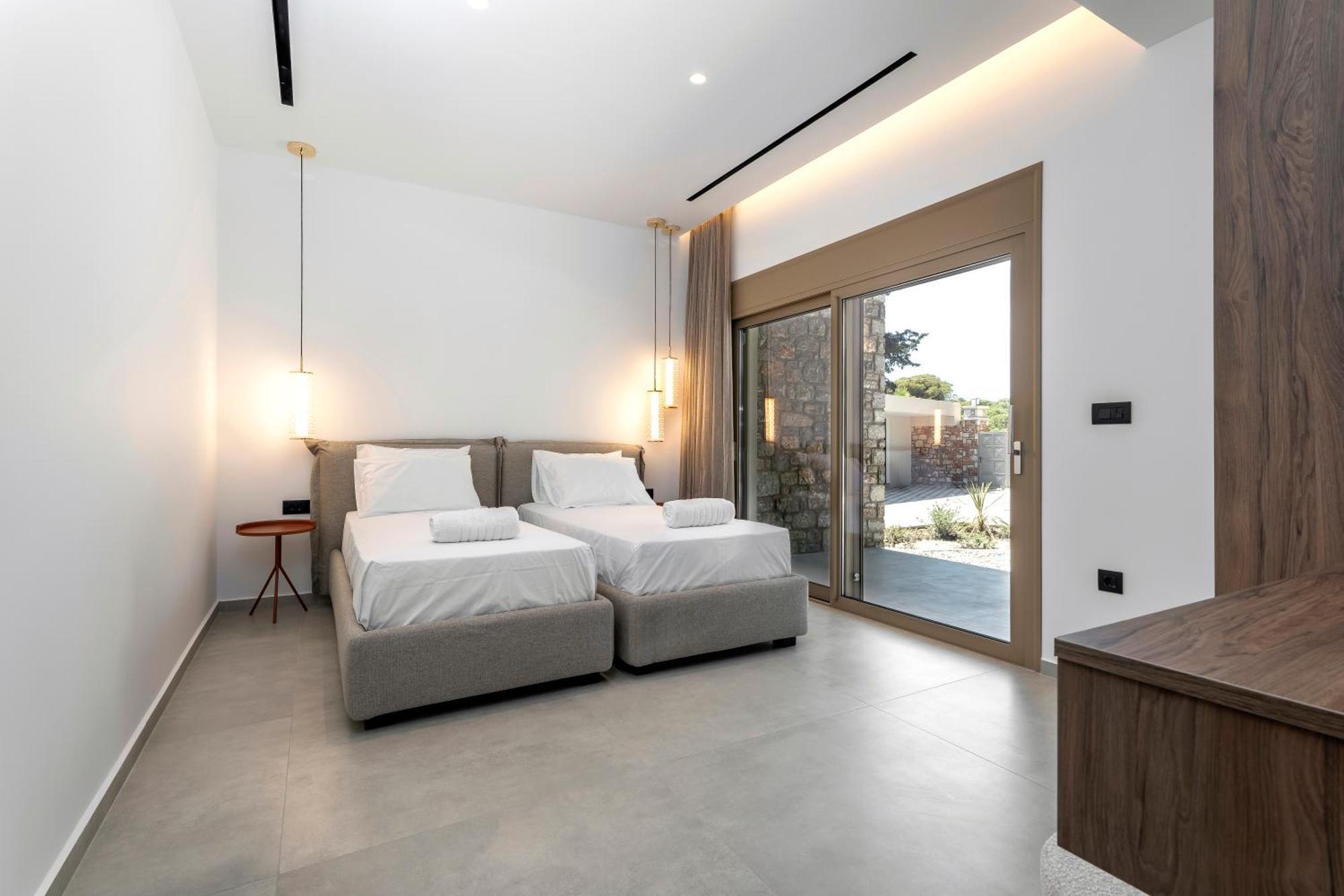 Vila Emerald Estate Asgourou