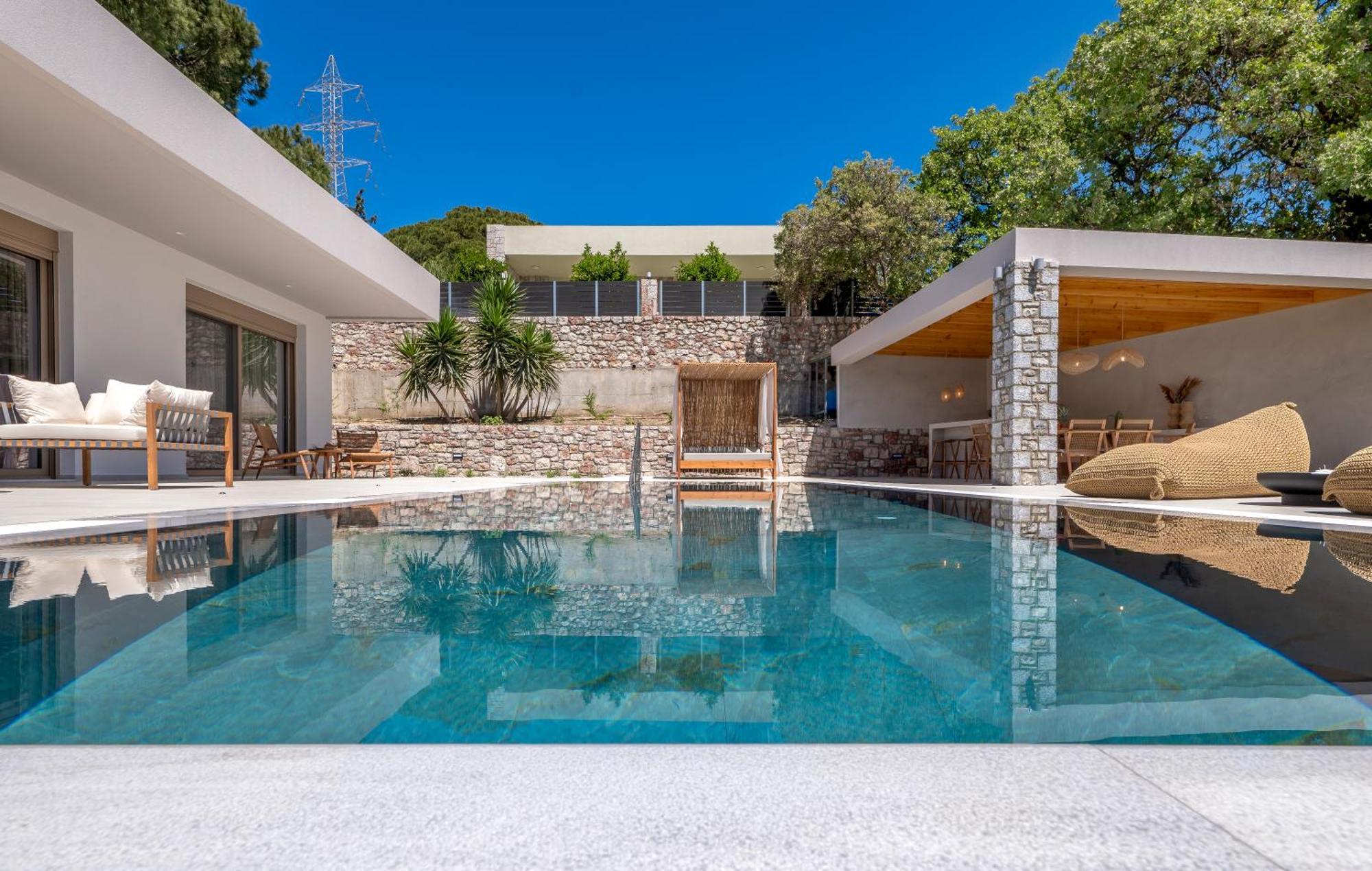 Vila Emerald Estate Asgourou